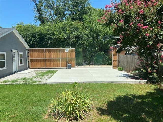 Building Photo - 624 Scottsdale Dr