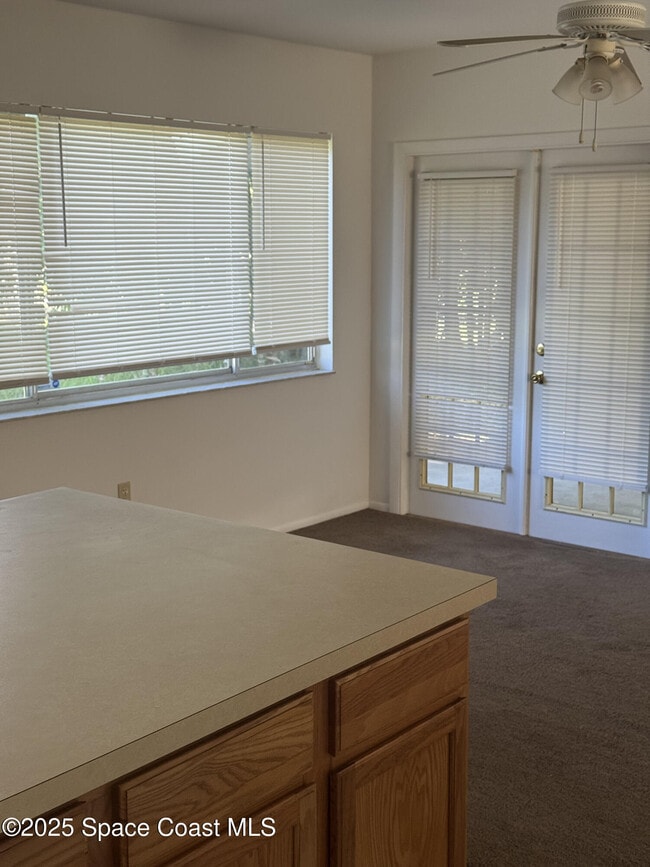 Building Photo - 1241 Cambo Ct NE