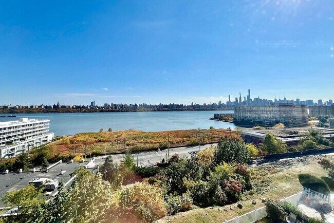 Building Photo - 34 Bergen Ridge Rd