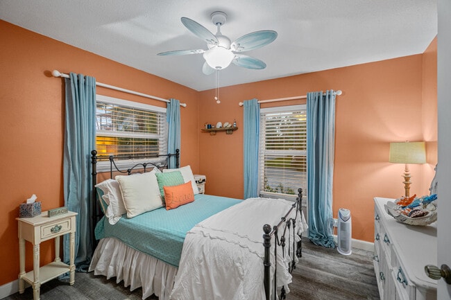 Building Photo - 844 East Dr