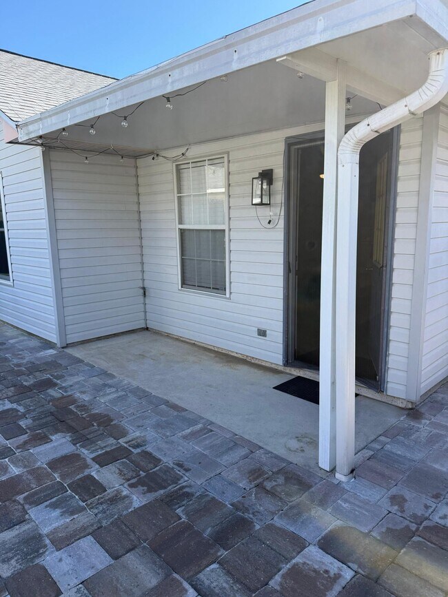 Building Photo - 38 Ruby Cir