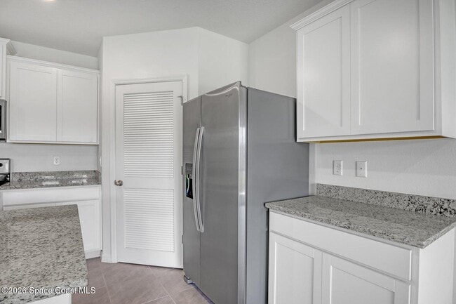 Building Photo - 1422 McFarland Dr