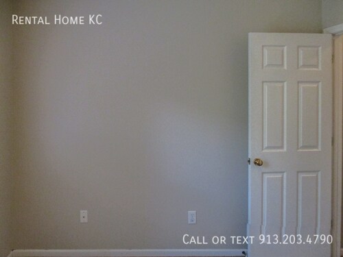 Building Photo - 15246 S Acuff Ln