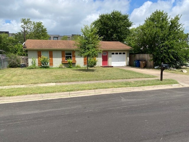 Primary Photo - Updated home in South Austin