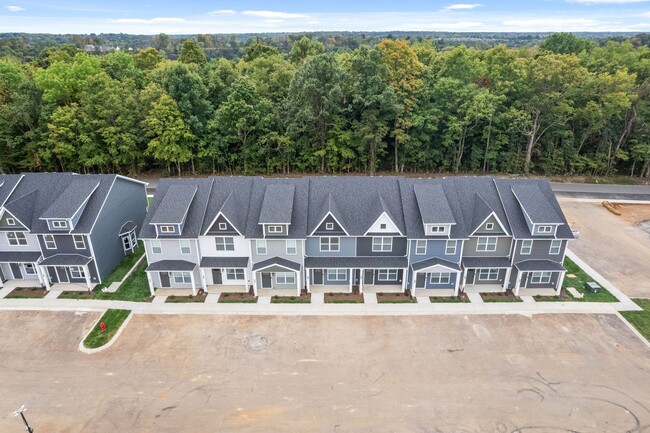 Building Photo - Luxury Townhome For Rent Near Billy Dunlop...