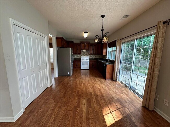 Building Photo - 500 Stambridge Ct