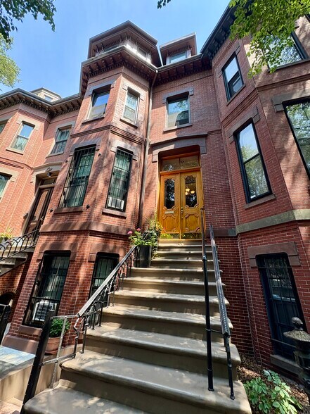 Building Photo - 49 Dwight St