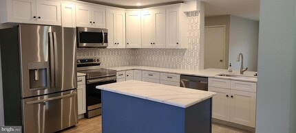 Building Photo - 433 Carmarthen Ct