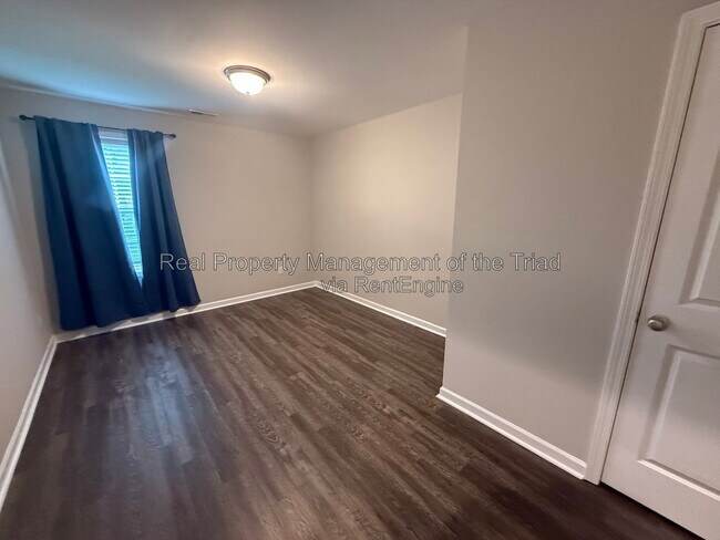 Building Photo - 2708 N Patterson Ave