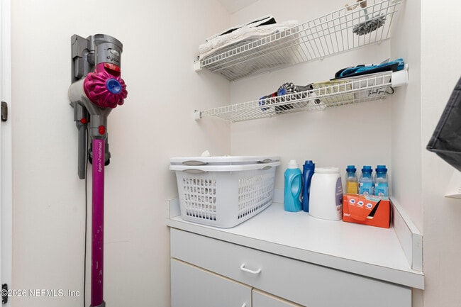 Building Photo - 48 Village Walk Dr