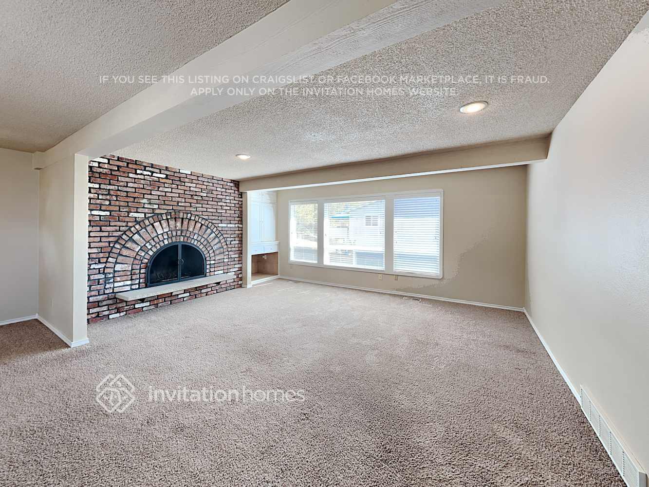 Building Photo - 4807 72nd Dr NE