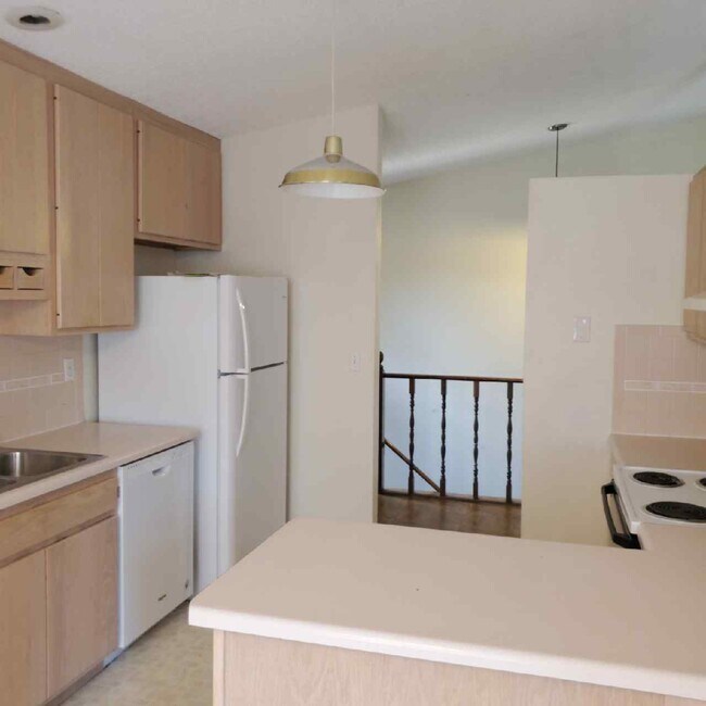 Building Photo - 1319 Glen Haven Dr