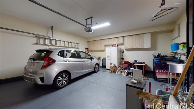 Building Photo - 91-1021-1021 Wahinoho St