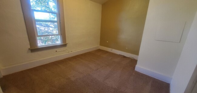 Building Photo - 1310 Grant St