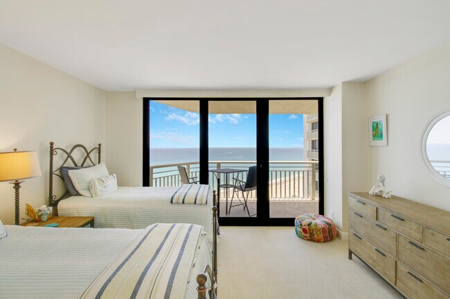 Building Photo - 3000 N Ocean Dr