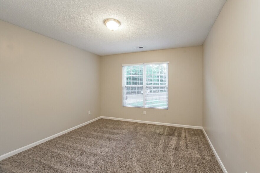 Building Photo - 1069 Park Meadow Dr