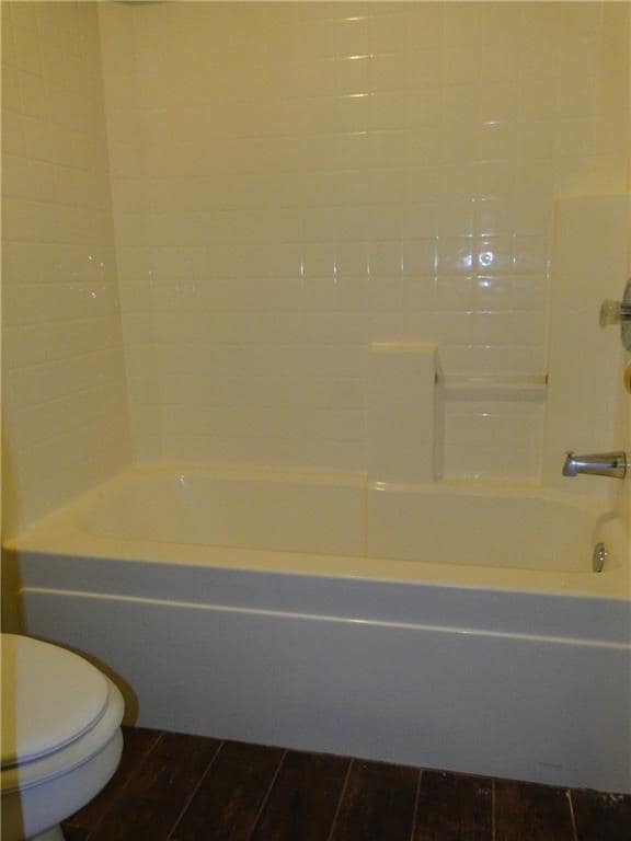 Building Photo - 1749 Highlands View Dr