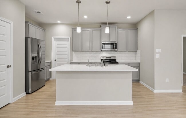 Building Photo - 17542 Rosette Grass Dr