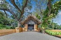 Building Photo - 1000 NW 9th Ct