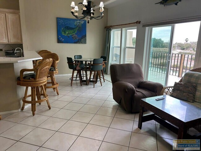 Building Photo - 1342 Harbor Island Dr