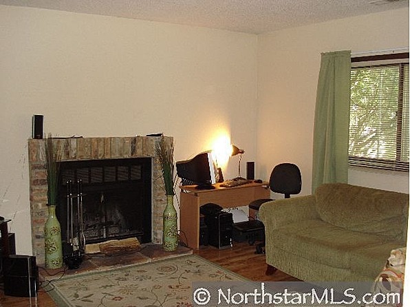 Building Photo - 2513 Cedar Hills Dr