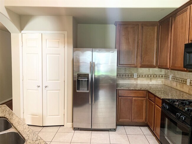 Building Photo - 5131 Birch Manor Ln