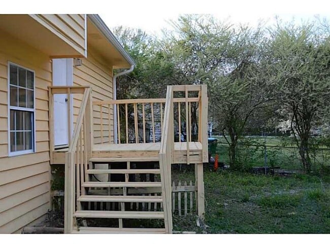 Building Photo - 2601 Chaffin Ridge Dr