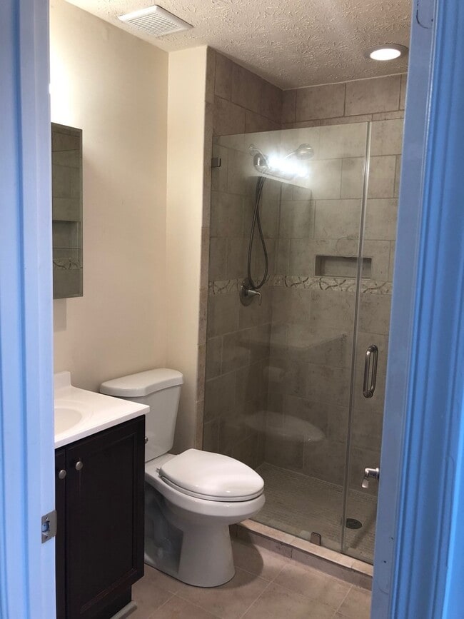Building Photo - Great 2 bed 2 bath condo in Annapolis!