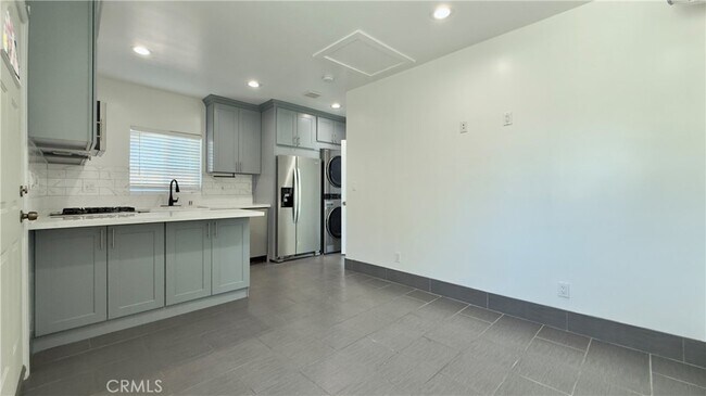 Building Photo - 9840 Natick Ave
