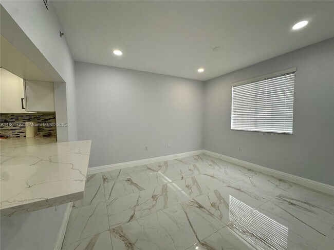 Building Photo - 17425 NW 75th Pl