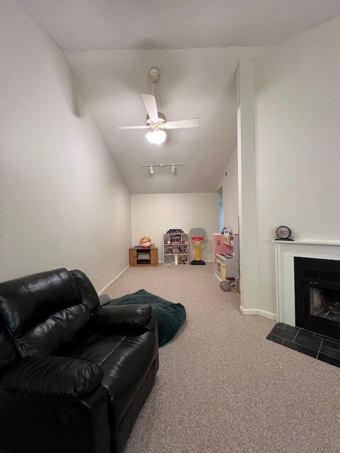 Building Photo - 117 Gristmill Ln