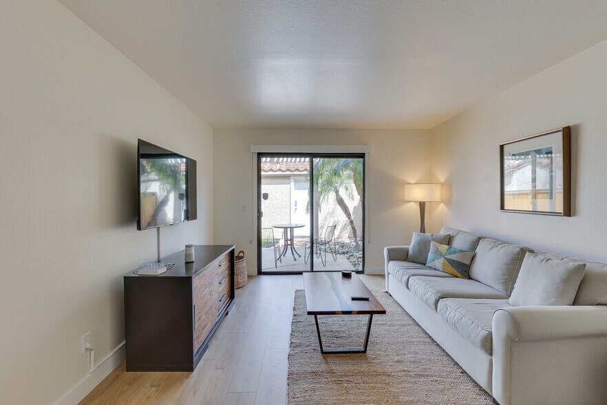 Building Photo - 6908 Peachtree Rd