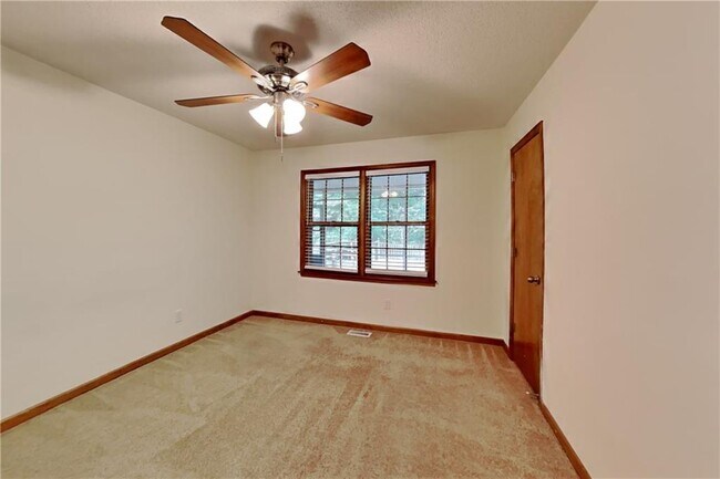 Building Photo - 1339 Wood Park Dr NW