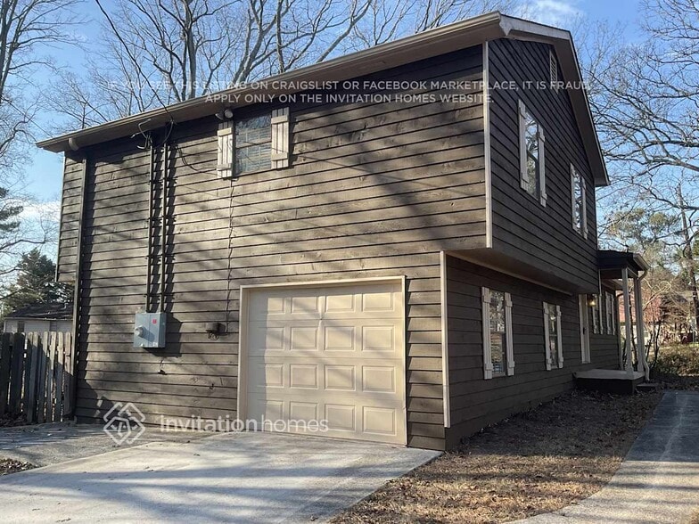 Building Photo - 71 Landmark Ct SW