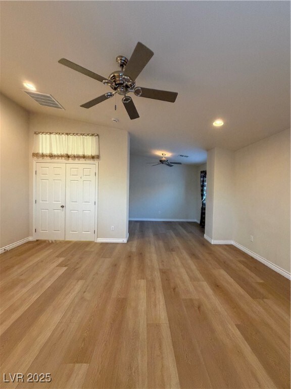 Building Photo - 1016 Bonitos Suenos St