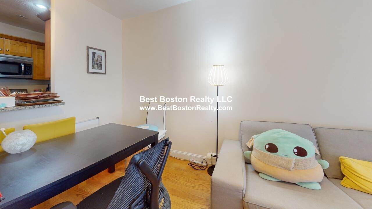 Building Photo - 50 Craigie St