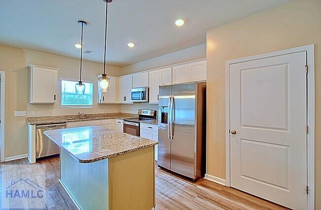 Building Photo - 224 Enclave Wy