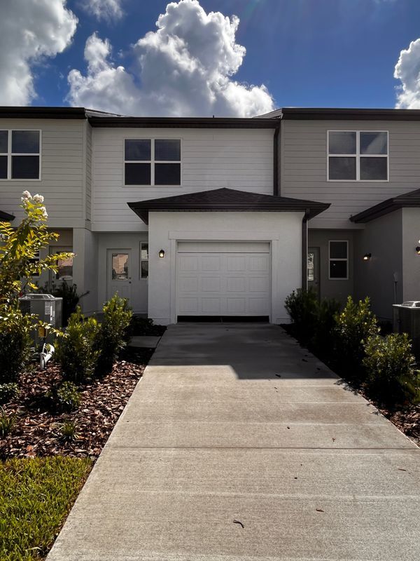 Building Photo - 3022 Springwell Lp
