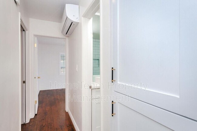 Building Photo - 2747 Reynard Way