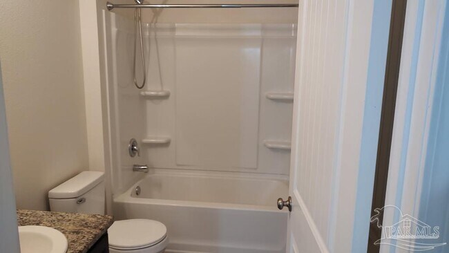Building Photo - 3492 Quail Dr