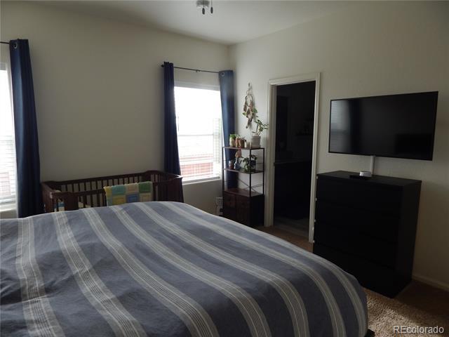 Building Photo - 304 Foster Ave