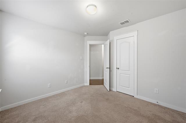 Building Photo - 8948 Devonshire Dr