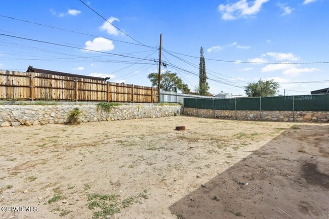 Building Photo - 7917 San Paulo Dr