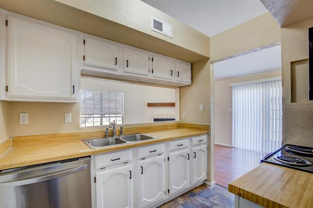 Building Photo - 4221 Heath St