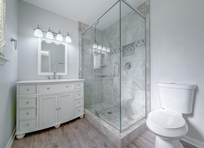 Building Photo - 3235 Springdale Dr