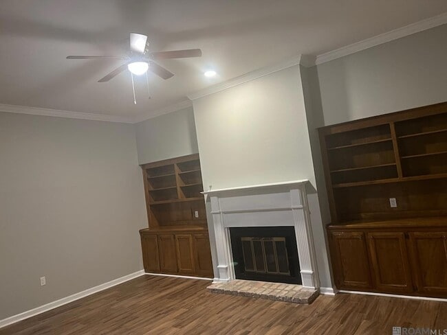 Building Photo - 1719 Tallwood Dr