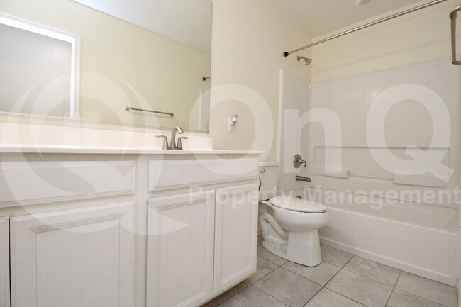 Building Photo - 139 E Bluejay Dr