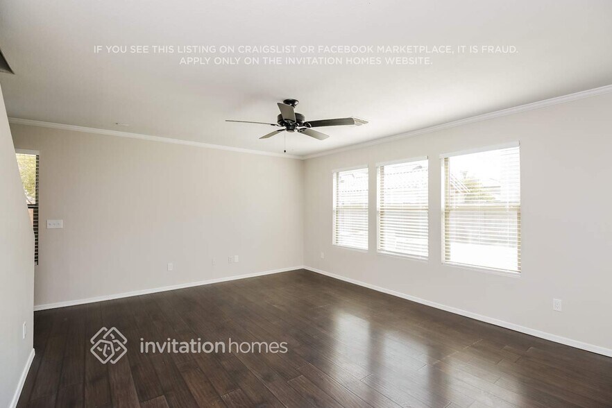 Building Photo - 3642 E Constitution Dr