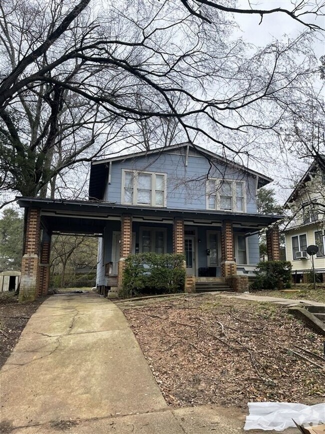 Building Photo - 2 br 1 bath duplex unit for lease | Shreve...