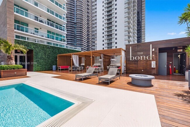 Building Photo - 1080 Brickell Ave